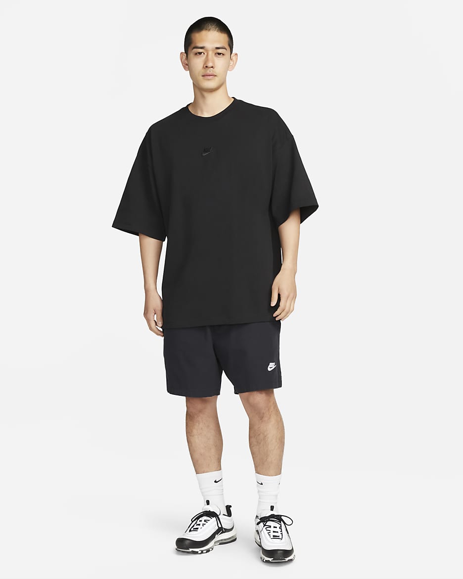 Nike Sportswear Men s Oversized T shirt